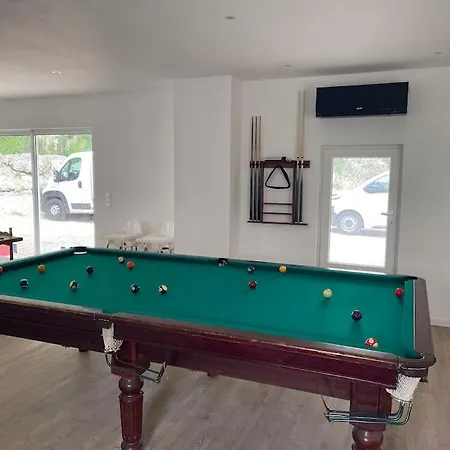 Le Bovary Agreable Gite De 240m2 Billards, Baby, Petanque Casa de Férias Le Heron