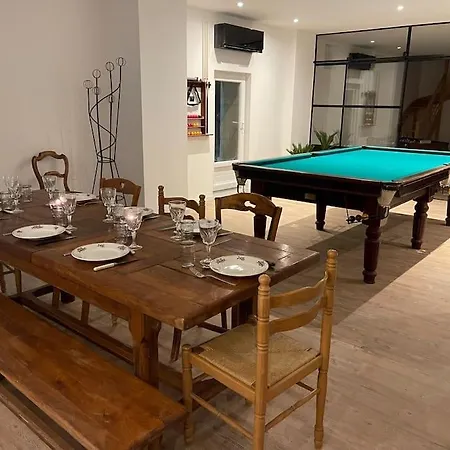 Casa de Férias Le Bovary Agreable Gite De 240m2 Billards, Baby, Petanque *